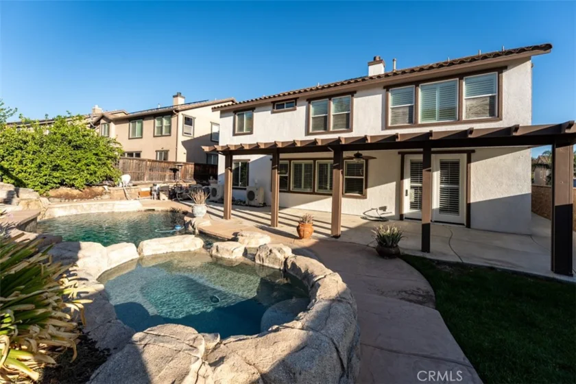 27367 Pinyon photo 12