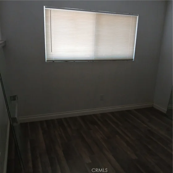 2449 West Acacia Avenue photo 8