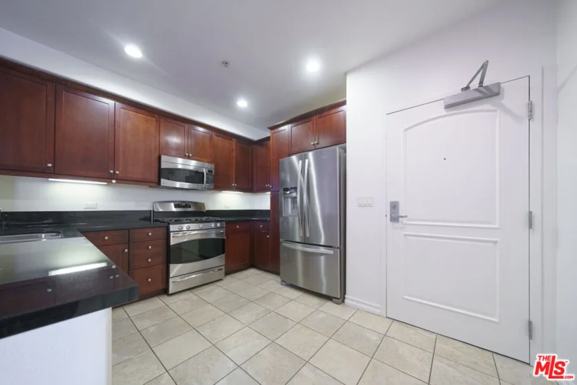 629 Traction Avenue #511 photo 24