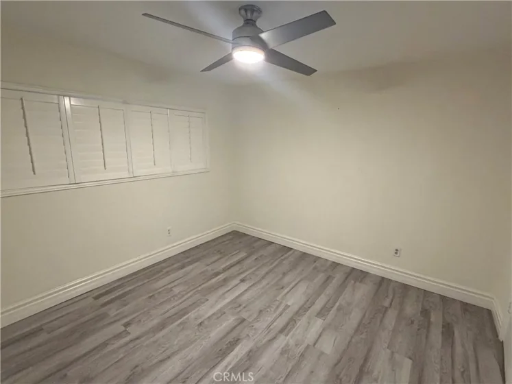 960 Larrabee photo 9
