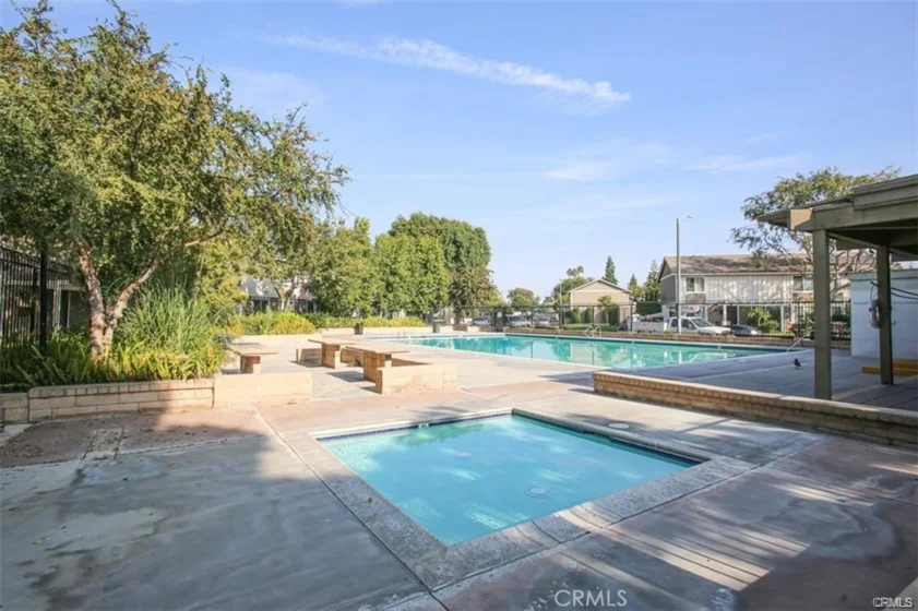 11043 Sherman Way photo 19