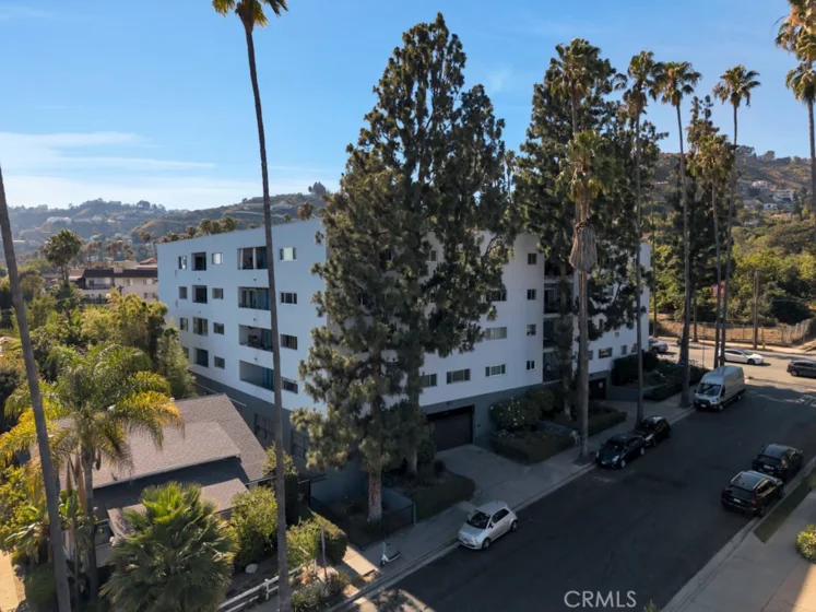 7560 Hollywood Boulevard #110 photo 39