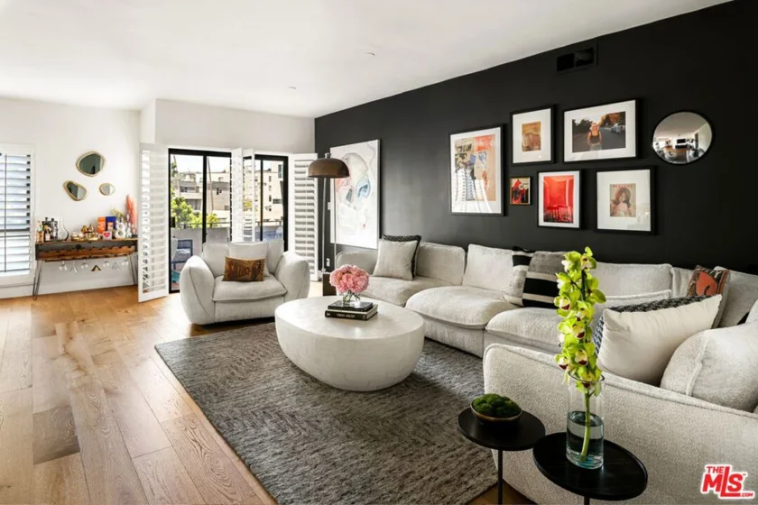 651 Wilcox Avenue #3C photo 1