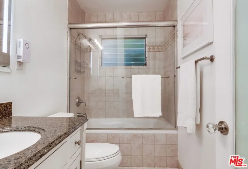 1275 Havenhurst Drive #4 photo 49