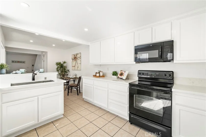 4902 Pearce photo 12