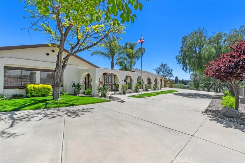 37790 Los Alamos Road photo 4
