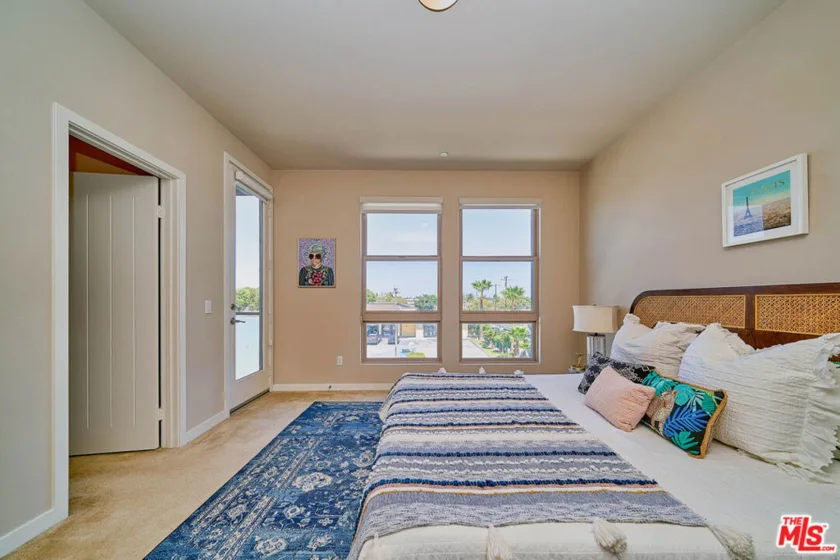 801 S Anaheim Boulevard #107 photo 32