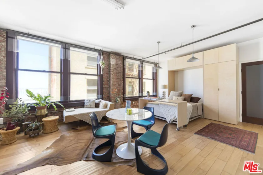 460 S Spring Street #1008 photo 1