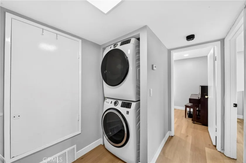 8451 Cedarview Court photo 13