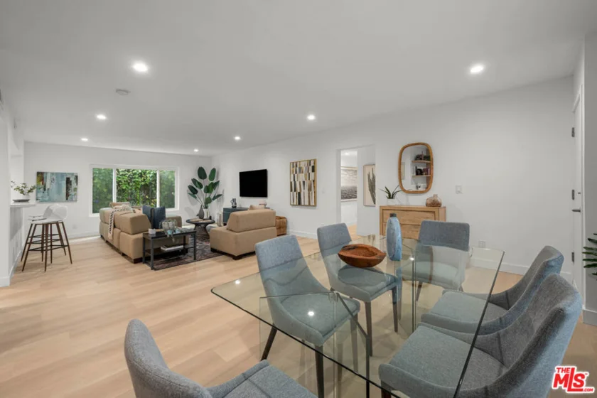 5301 Yarmouth Avenue #2 photo 16