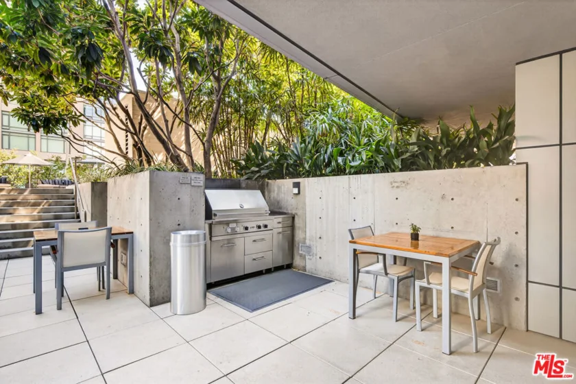 1155 S Grand Avenue #403 photo 22