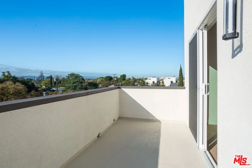 11220 Victory Boulevard #3 photo 11