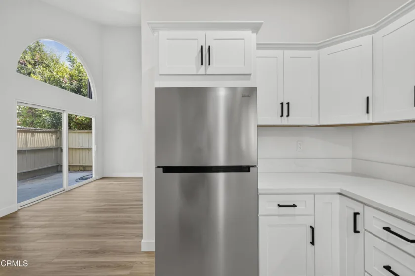 22330 Victory Boulevard #604 photo 19