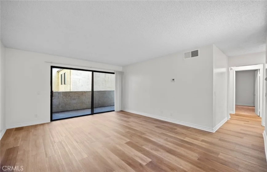 600 W 3rd Street #B107 photo 4