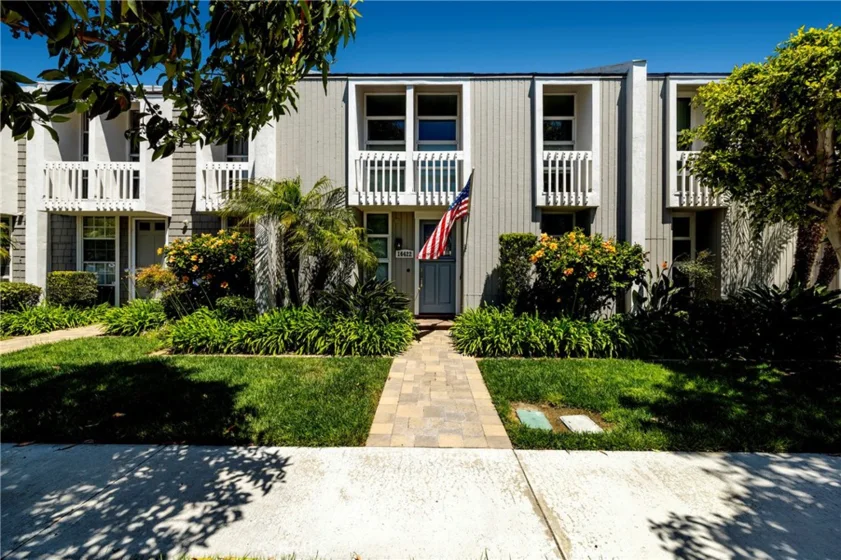 16422 Harbour Lane #17 photo 1