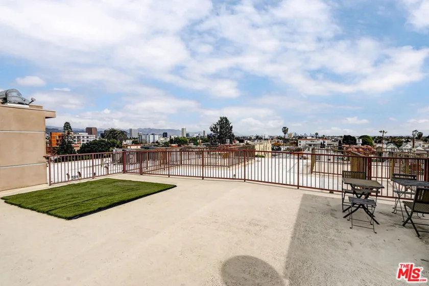 1520 S Shenandoah Street #304 photo 28