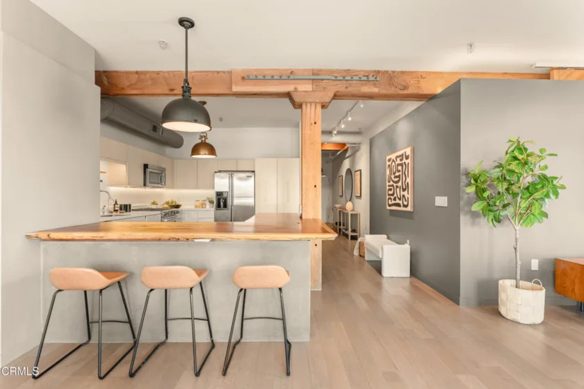 527 Molino Street #401 photo 20