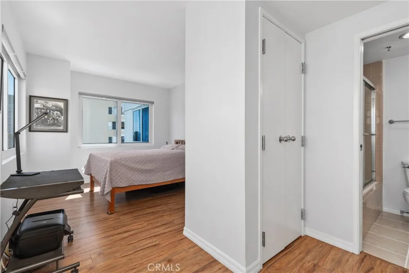 525 E Seaside #710 photo 15