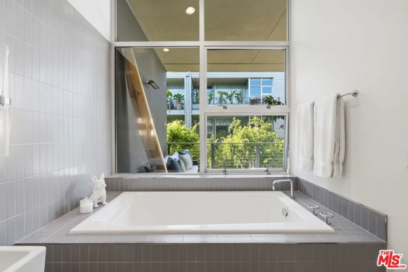 4080 Glencoe Avenue #317 photo 15