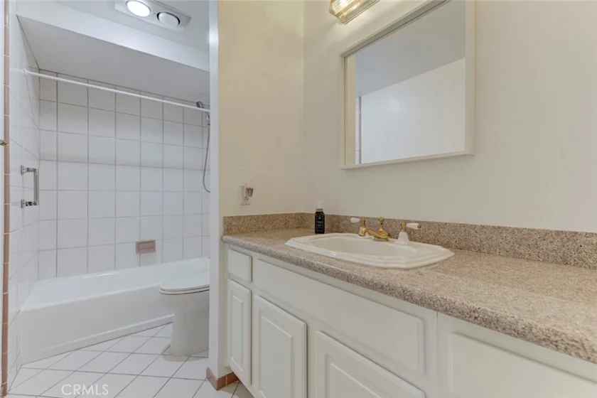 1325 Valley View Road #301 photo 25