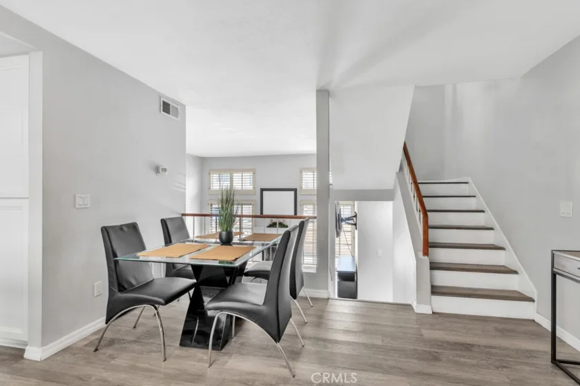 1145 Privet Street photo 3