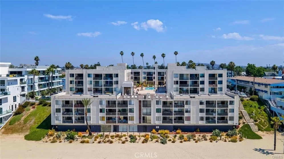 1140 E Ocean Boulevard #306 photo 1