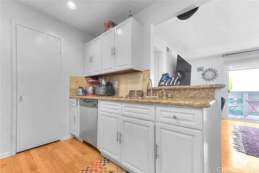 1555 Border Avenue #F photo 29