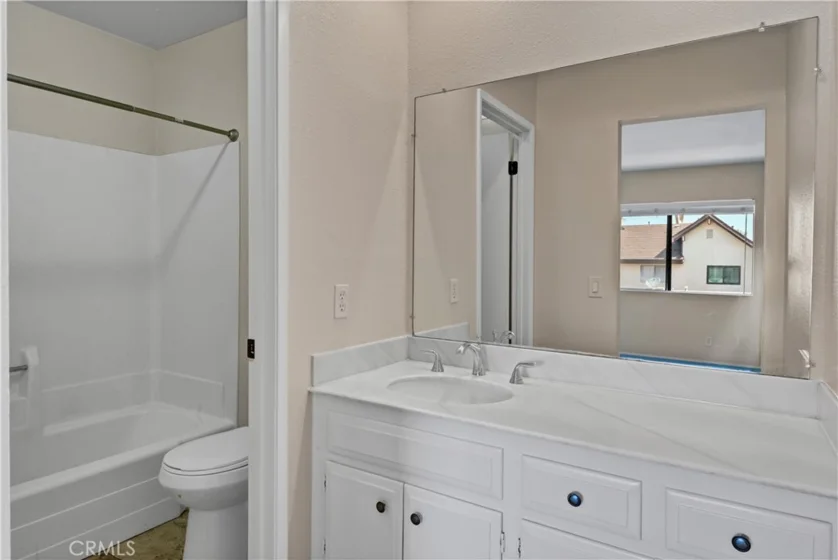 1315 Stonewood Court photo 19