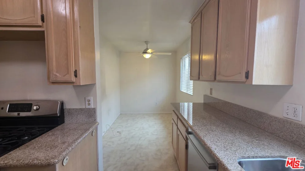1711 Grismer Avenue #56 photo 6