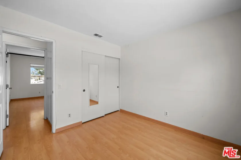 12334 Runnymede Street #5 photo 9