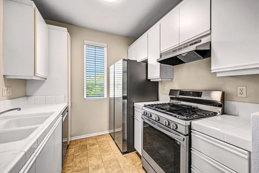 10915 Sabre Hill Drive #364 photo 4