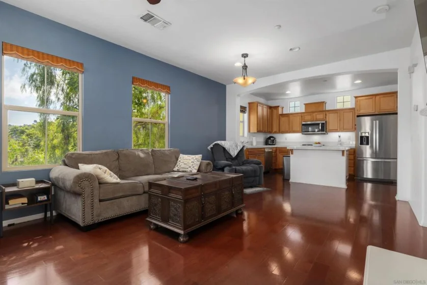 2674 Escala Circle photo 4
