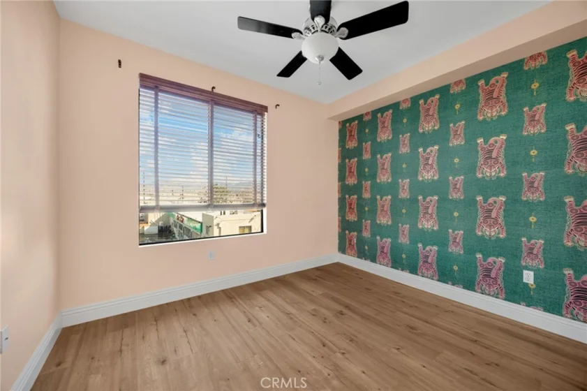 6938 Laurel Canyon #303 photo 8