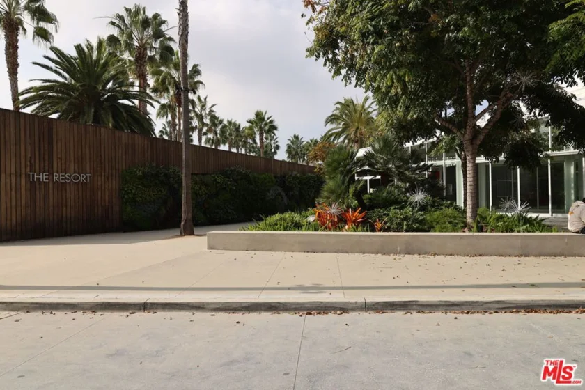 13200 Pacific #212 photo 27