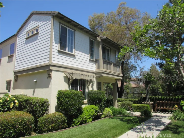 65 Figtree photo 1