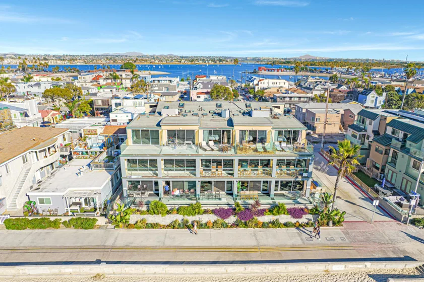 3607 Ocean Front Walk #8 photo 1