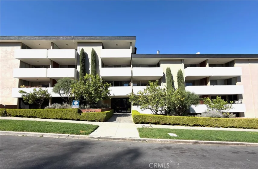 10633 Kinnard Avenue #20 photo 1