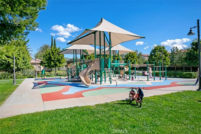 204 Overbrook photo 47