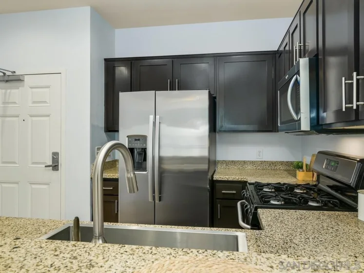 450 J Street #3271 photo 30