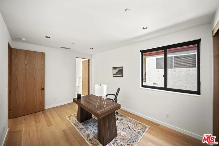 212 Bay Street #103 photo 26
