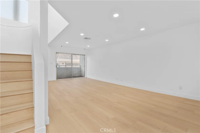 6036 Hazelhurst #c photo 8