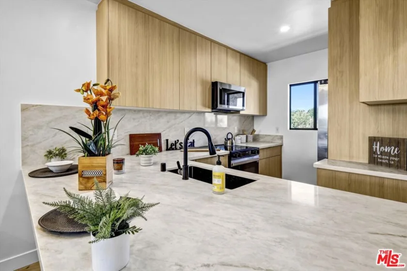 26251 Vermont Avenue #307 photo 7