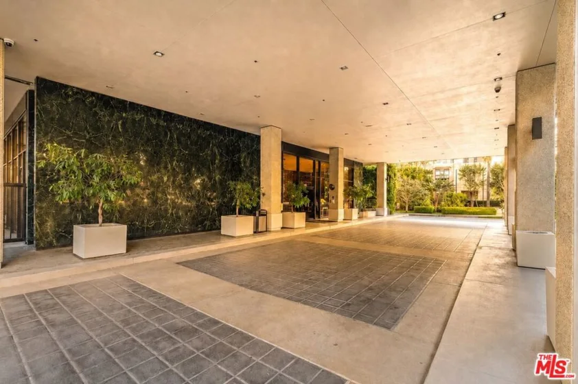 10790 Wilshire Boulevard #1001 photo 32