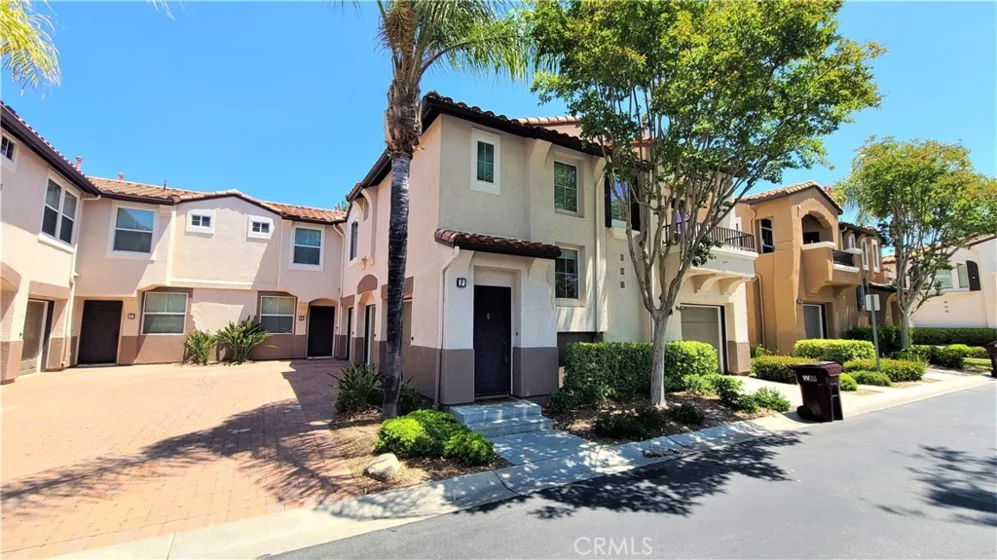 30354 Island Bay #F photo 1