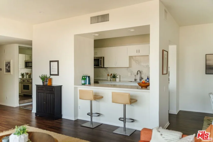 960 San Pasqual Street #203 photo 21