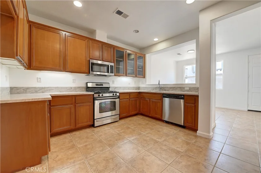 26287 Iris Avenue #E photo 11
