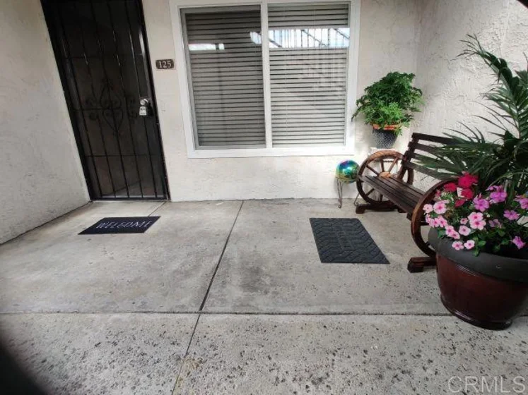 125 Candice Place photo 26