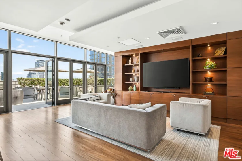 1155 S Grand Avenue #403 photo 17