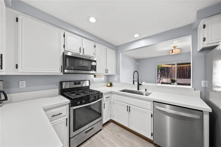 31644 Briarwood photo 16