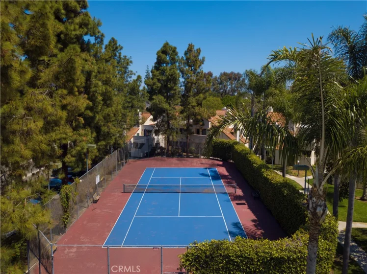 333 N Melrose Drive #E photo 4
